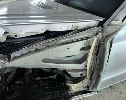 Серый Мерседес 200, объемом двигателя 1.8 л и пробегом 373 тыс. км за 2950 $, фото 14 на Automoto.ua