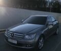 Серый Мерседес 200, объемом двигателя 2.1 л и пробегом 330 тыс. км за 7800 $, фото 1 на Automoto.ua