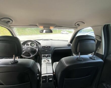 Серый Мерседес 200, объемом двигателя 1.8 л и пробегом 206 тыс. км за 7700 $, фото 2 на Automoto.ua