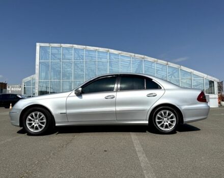 Сірий Мерседес 200, об'ємом двигуна 2.2 л та пробігом 337 тис. км за 9700 $, фото 1 на Automoto.ua