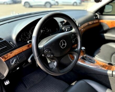 Сірий Мерседес 200, об'ємом двигуна 2.2 л та пробігом 337 тис. км за 9700 $, фото 15 на Automoto.ua