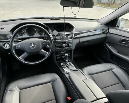 Серый Мерседес 200, объемом двигателя 1.8 л и пробегом 116 тыс. км за 14500 $, фото 15 на Automoto.ua