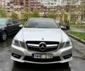Серый Мерседес 200, объемом двигателя 2.1 л и пробегом 290 тыс. км за 9133 $, фото 1 на Automoto.ua