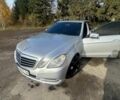 Сірий Мерседес 200, об'ємом двигуна 2.1 л та пробігом 320 тис. км за 12750 $, фото 4 на Automoto.ua
