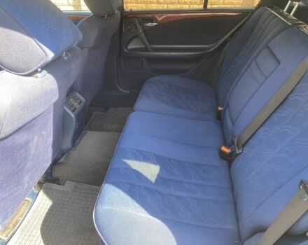 Сірий Мерседес 200, об'ємом двигуна 2 л та пробігом 270 тис. км за 2400 $, фото 9 на Automoto.ua