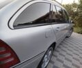 Сірий Мерседес 200, об'ємом двигуна 2.2 л та пробігом 260 тис. км за 2050 $, фото 5 на Automoto.ua