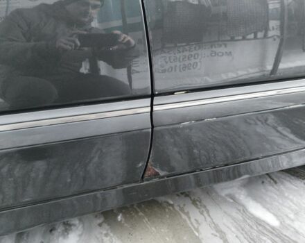 Серый Мерседес 200, объемом двигателя 2 л и пробегом 442 тыс. км за 3200 $, фото 11 на Automoto.ua