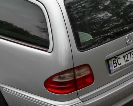 Серый Мерседес 200, объемом двигателя 2 л и пробегом 480 тыс. км за 4199 $, фото 1 на Automoto.ua