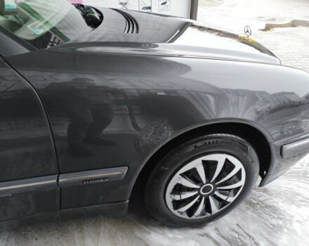 Серый Мерседес 200, объемом двигателя 2 л и пробегом 442 тыс. км за 3200 $, фото 12 на Automoto.ua