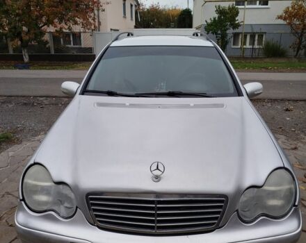 Сірий Мерседес 200, об'ємом двигуна 2.1 л та пробігом 330 тис. км за 3500 $, фото 5 на Automoto.ua