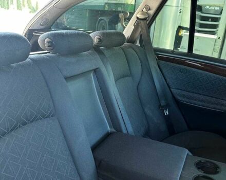 Серый Мерседес 200, объемом двигателя 2.1 л и пробегом 465 тыс. км за 5300 $, фото 20 на Automoto.ua