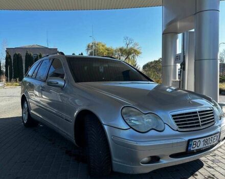 Серый Мерседес 200, объемом двигателя 2.1 л и пробегом 465 тыс. км за 5300 $, фото 1 на Automoto.ua
