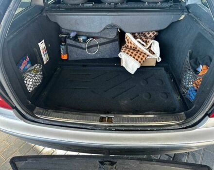 Серый Мерседес 200, объемом двигателя 2.1 л и пробегом 465 тыс. км за 5300 $, фото 17 на Automoto.ua