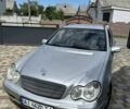 Серый Мерседес 200, объемом двигателя 2.2 л и пробегом 405 тыс. км за 1706 $, фото 1 на Automoto.ua