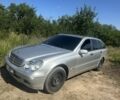 Серый Мерседес 200, объемом двигателя 2.2 л и пробегом 405 тыс. км за 1706 $, фото 3 на Automoto.ua