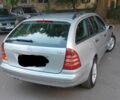 Серый Мерседес 200, объемом двигателя 2.2 л и пробегом 240 тыс. км за 4500 $, фото 2 на Automoto.ua
