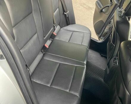 Серый Мерседес 200, объемом двигателя 1.8 л и пробегом 316 тыс. км за 5500 $, фото 19 на Automoto.ua