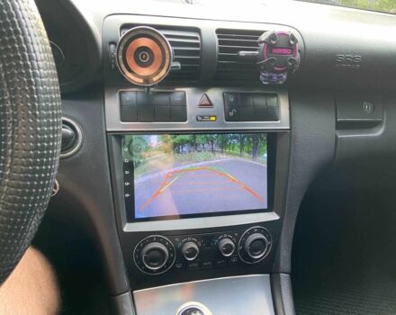 Серый Мерседес 200, объемом двигателя 1.8 л и пробегом 316 тыс. км за 5500 $, фото 14 на Automoto.ua