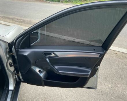 Серый Мерседес 200, объемом двигателя 1.8 л и пробегом 316 тыс. км за 5500 $, фото 15 на Automoto.ua