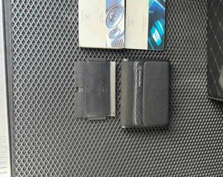 Серый Мерседес 200, объемом двигателя 1.8 л и пробегом 300 тыс. км за 6500 $, фото 13 на Automoto.ua