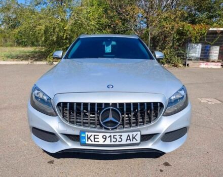 Серый Мерседес 200, объемом двигателя 1.6 л и пробегом 215 тыс. км за 14200 $, фото 7 на Automoto.ua