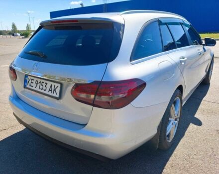 Серый Мерседес 200, объемом двигателя 1.6 л и пробегом 215 тыс. км за 14200 $, фото 5 на Automoto.ua