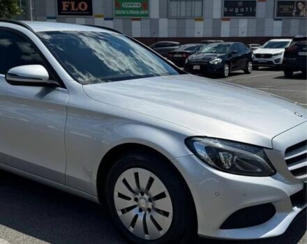 Серый Мерседес 200, объемом двигателя 1.6 л и пробегом 218 тыс. км за 16000 $, фото 3 на Automoto.ua