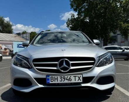 Серый Мерседес 200, объемом двигателя 1.6 л и пробегом 218 тыс. км за 16000 $, фото 2 на Automoto.ua