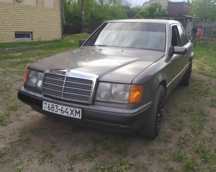 Сірий Мерседес 200, об'ємом двигуна 2 л та пробігом 670 тис. км за 1435 $, фото 1 на Automoto.ua