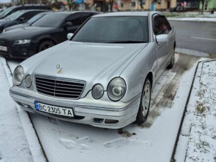 Серый Мерседес 200, объемом двигателя 2 л и пробегом 340 тыс. км за 1700 $, фото 1 на Automoto.ua