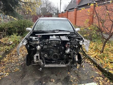 Серый Мерседес 200, объемом двигателя 1.8 л и пробегом 93 тыс. км за 2700 $, фото 1 на Automoto.ua