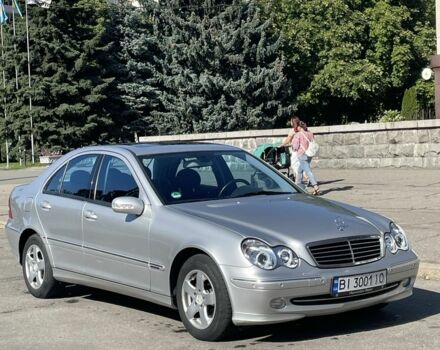 Серый Мерседес 200, объемом двигателя 1.8 л и пробегом 131 тыс. км за 6200 $, фото 1 на Automoto.ua