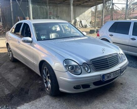 Серый Мерседес 200, объемом двигателя 2 л и пробегом 309 тыс. км за 2999 $, фото 1 на Automoto.ua