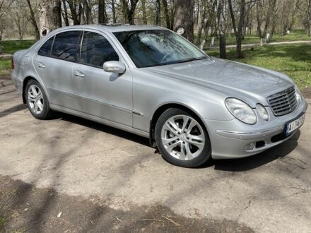 Мерседес 200 2004 у Вольногорске на Automoto.ua Сірий Мерседес 200, об'ємом двигуна 1.8 л та пробігом 303 тис. км за 6500 $, фото 1 на Automoto.ua