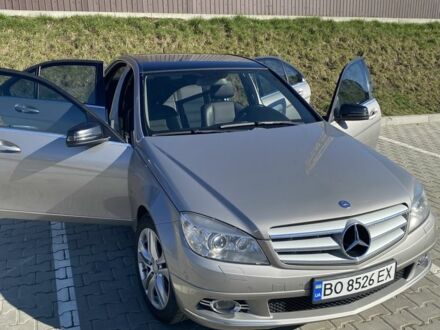 Мерседес 200 2007 в Тернополе на Automoto.ua Серый Мерседес 200, объемом двигателя 1.8 л и пробегом 198 тыс. км за 8600 $, фото 1 на Automoto.ua