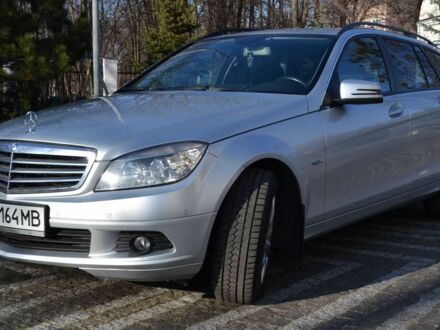Мерседес 200 2010 у Краматорске на Automoto.ua Сірий Мерседес 200, об'ємом двигуна 2.1 л та пробігом 315 тис. км за 8950 $, фото 1 на Automoto.ua