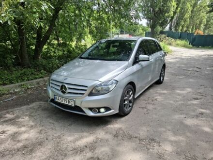 Мерседес 200 2012 в Киеве на Automoto.ua Серый Мерседес 200, объемом двигателя 1.8 л и пробегом 250 тыс. км за 8999 $, фото 1 на Automoto.ua