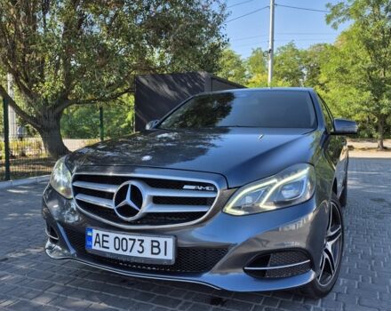 Серый Мерседес 200, объемом двигателя 2.1 л и пробегом 207 тыс. км за 16000 $, фото 1 на Automoto.ua