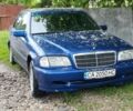 Синий Мерседес 200, объемом двигателя 2 л и пробегом 350 тыс. км за 2300 $, фото 1 на Automoto.ua
