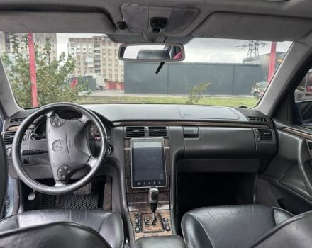 Синій Мерседес 200, об'ємом двигуна 3.2 л та пробігом 341 тис. км за 4000 $, фото 4 на Automoto.ua