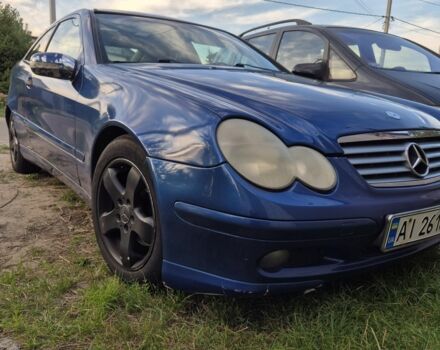 Синий Мерседес 200, объемом двигателя 2 л и пробегом 249 тыс. км за 4200 $, фото 8 на Automoto.ua