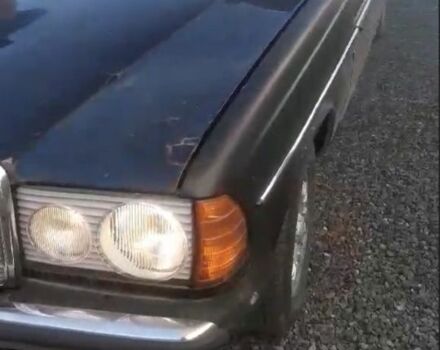 Синий Мерседес 200, объемом двигателя 2 л и пробегом 680 тыс. км за 1300 $, фото 1 на Automoto.ua