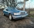 Синий Мерседес 200, объемом двигателя 0 л и пробегом 1 тыс. км за 1850 $, фото 1 на Automoto.ua