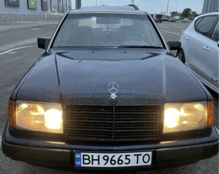 Синий Мерседес 200, объемом двигателя 2 л и пробегом 385 тыс. км за 1600 $, фото 5 на Automoto.ua