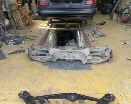 Синий Мерседес 200, объемом двигателя 2 л и пробегом 385 тыс. км за 1600 $, фото 6 на Automoto.ua