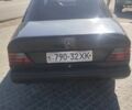 Синий Мерседес 200, объемом двигателя 2 л и пробегом 3 тыс. км за 2100 $, фото 3 на Automoto.ua