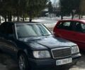 Синий Мерседес 200, объемом двигателя 2 л и пробегом 520 тыс. км за 2650 $, фото 1 на Automoto.ua