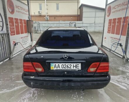 Синій Мерседес 200, об'ємом двигуна 2 л та пробігом 432 тис. км за 2100 $, фото 3 на Automoto.ua