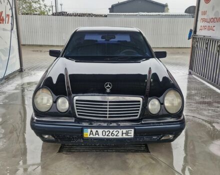 Синій Мерседес 200, об'ємом двигуна 2 л та пробігом 432 тис. км за 2100 $, фото 6 на Automoto.ua