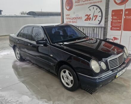 Синій Мерседес 200, об'ємом двигуна 2 л та пробігом 432 тис. км за 2100 $, фото 5 на Automoto.ua